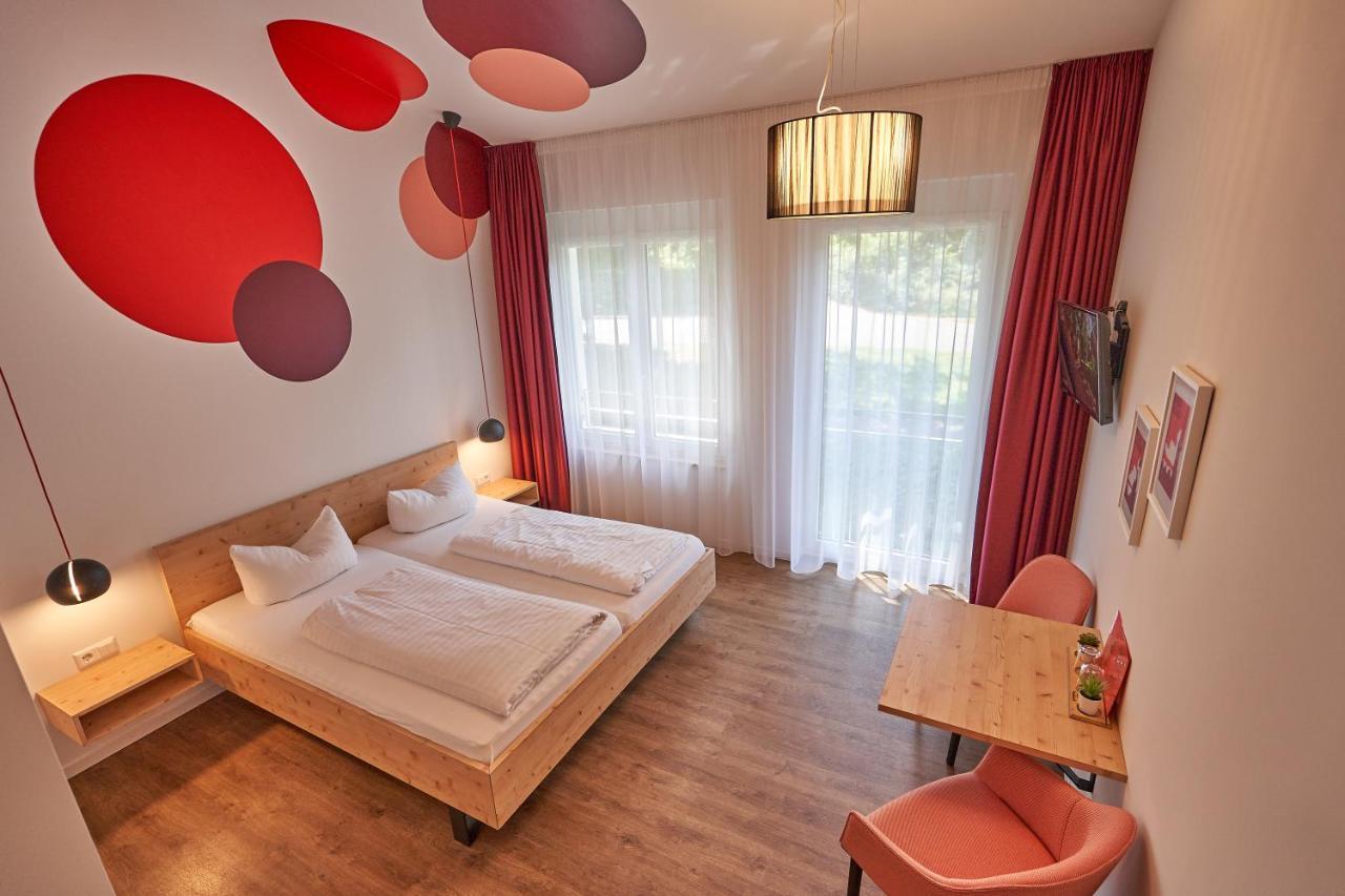 Busses Guesthouse Fribourg im Breisgau Extérieur photo