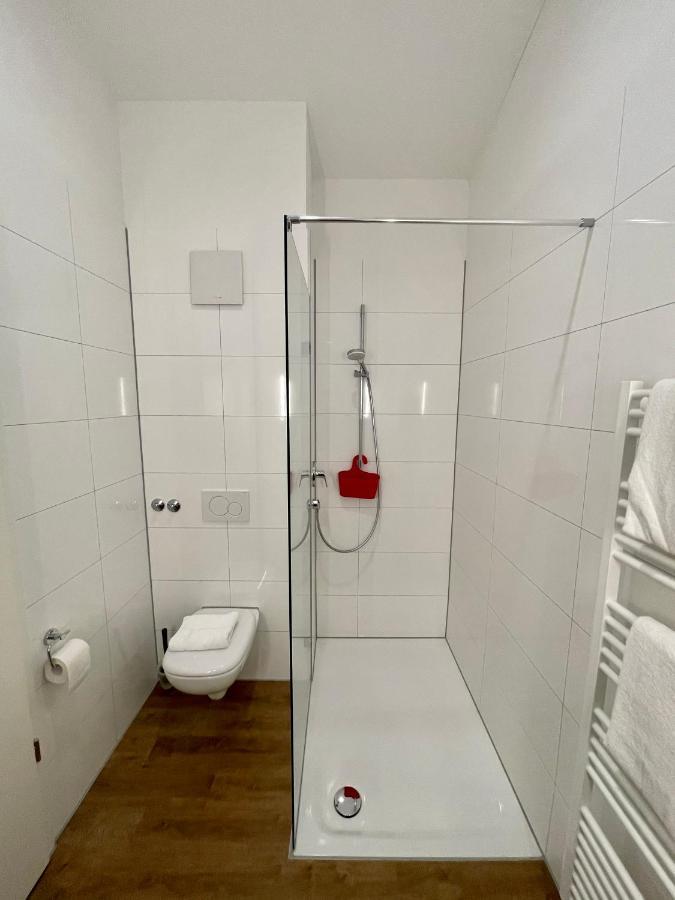 Busses Guesthouse Fribourg im Breisgau Extérieur photo