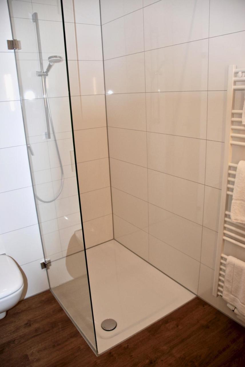 Busses Guesthouse Fribourg im Breisgau Extérieur photo